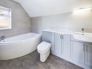 Ensuite- click for photo gallery